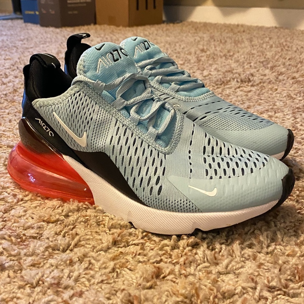 Nike Air Max 270